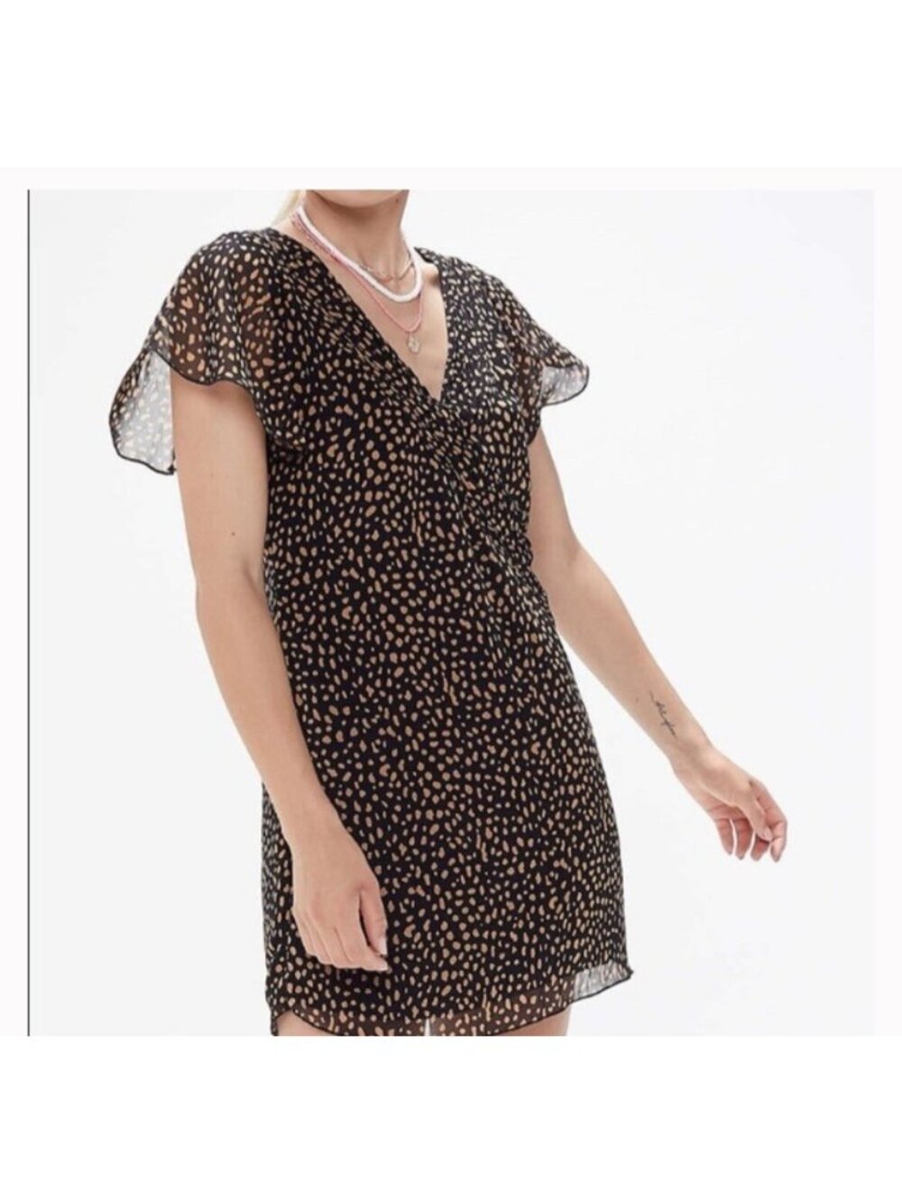 Urban Outfitters Rosalee V-Neck Mini Dress Size Large Printed Animal Black